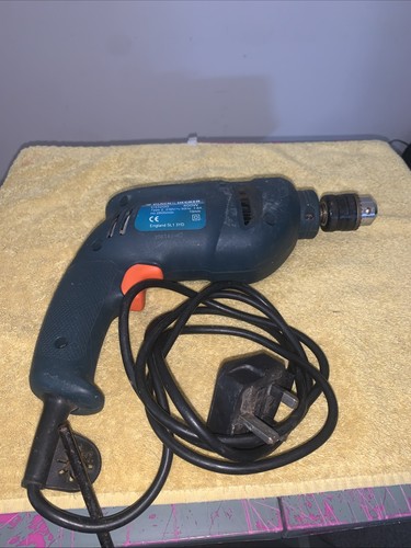 Black decker cd200 400w - black,