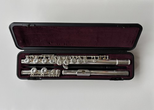 Yamaha yfl211 flute with case - yamaha,