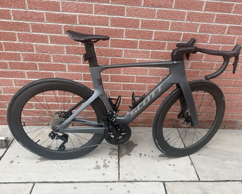 Scott carbon road bike - carbon,