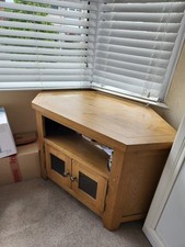 Oak Television corner unit with Doors and antique brass knobs