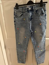 Women’s Jeans Current Season Gussy & Lou Size 3 With Embroidered Stars.