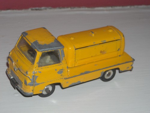 Dinky 436 yellow - dinky, atlas