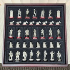 REDUCED Doctor Who Pewter Chess Set Danbury Mint Collector's Edition