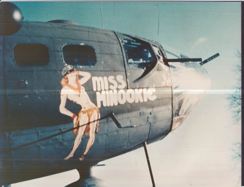Miss minookie boeing 17f - miss, b-17f