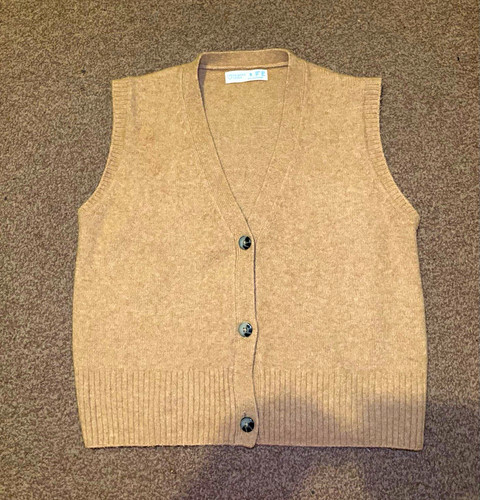 Beige wool knit sleeveless - beige,