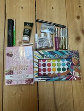 MAKE UP BUNDLE EYESHADOW PALETTE SKINCARE MAKEUP CHRISTMAS GIFT JOBLOT 15 ITEMS