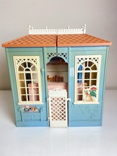 Barbie Blue Cottage Fold Out