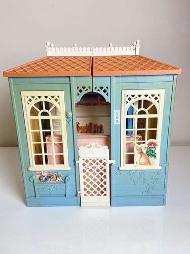 Barbie blue cottage fold - barbie,