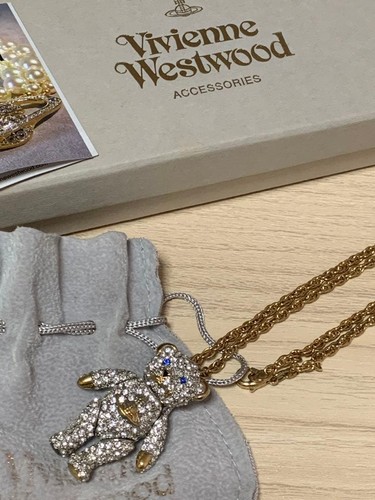 Vivienne westwood teddy bear - vivienne,