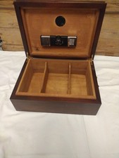 Rare American Reed & Barton (37.5cm x 27.5 x 14.5cm) Cedar Lined Cigar Humidor