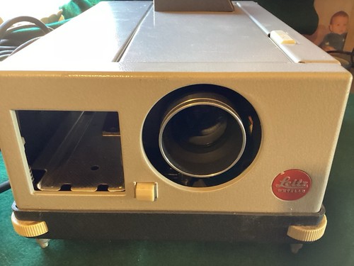 Vintage leitz wetzlar pradovit - vintage,