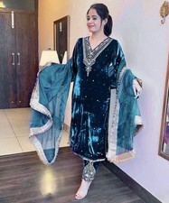 Pakistani Salwar Kameez Ready