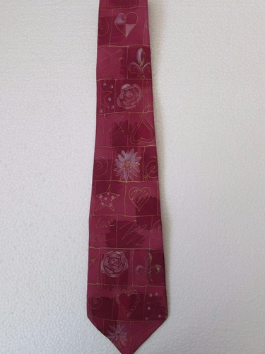 Hand painted silk tie love