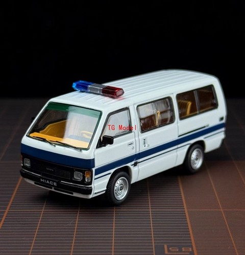 Masdi white police - 1:64,