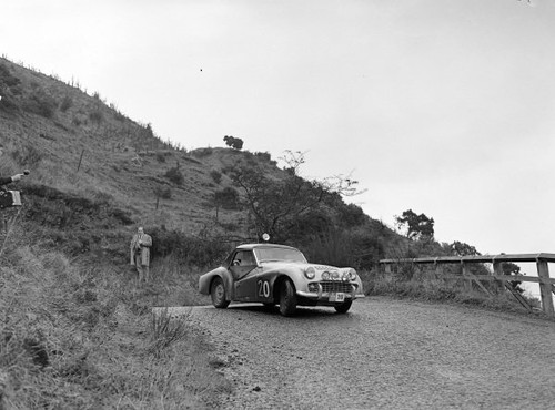 Annis perkins triumph tr3 - s,
