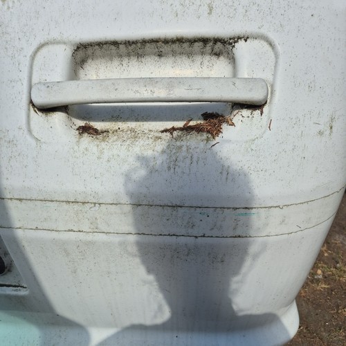 Fleetwood caravan grab handle - fleetwood,
