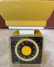 Hanson Vintage Kitchen Weighing Scale - Working - Yellow