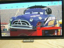 PANASONIC TH-42PF30ER 42" PROFESSIONAL HDTV MONITOR WITH HDMI INPUT & REMOTE