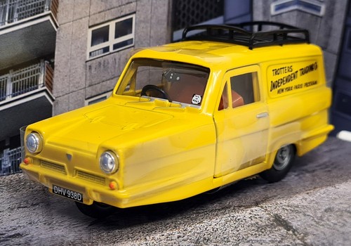 Corgi reliant regal van - corgi,