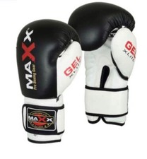 Pair of Leather Boxing Gloves black & white punchbag Martial arts Maxx 10oz