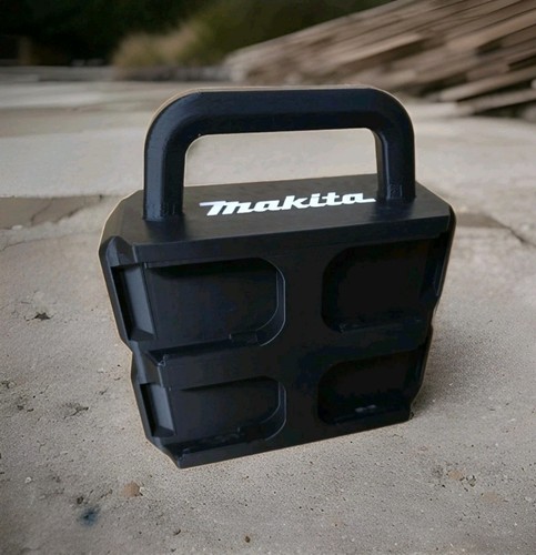 Makita 18v battery storage - 8!!,