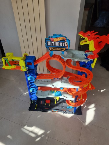 Hot wheels ultimate garage - hot,
