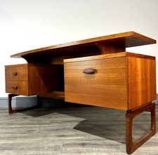 Stylish Mid Century Teak Floating Desk  G Plan Quadrille 60's