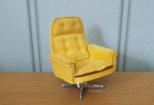 Vintage lundby barton dolls - barton,