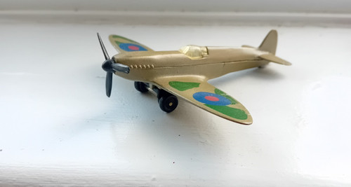 Vintage matchbox sb8 spitfire - vintage,