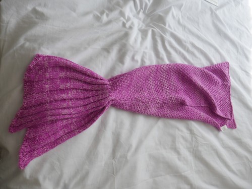 Pink mermaid tail blanket - pink,