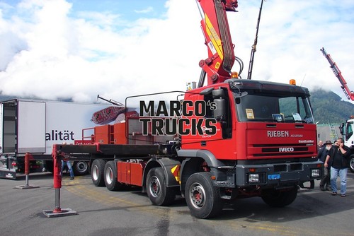 Truck photo iveco eurotrakker - truck,
