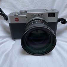 Leica Digilux 2 Digital Camera 5MP CCD Sensor with Vario-Summicron Lens