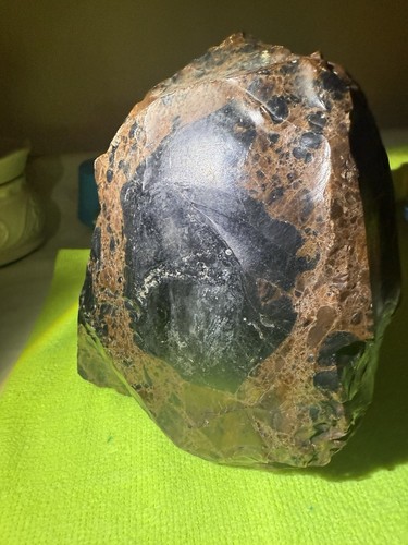 Pound mahogany obsidian - pound,