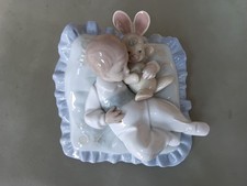 Lladro Figurine 6791 Taking A