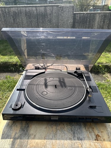 Pioneer record player - record,