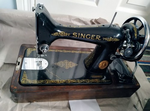 Vintage singer sewing machine - singer,
