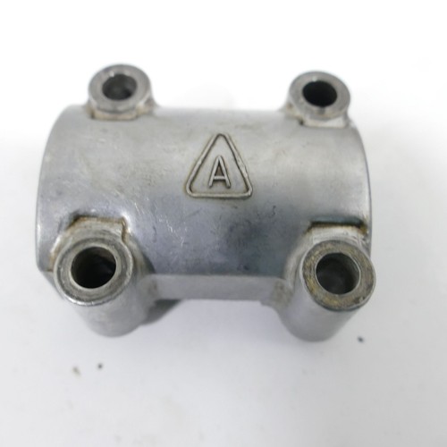 Suzuki 750 camshaft bracket - suzuki,