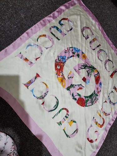 Gucci silk scarf foulard with - silk,