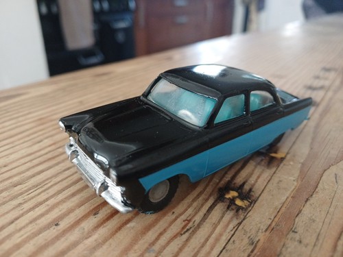 Spot 100 ford zodiac - 100,