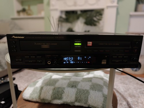 Pioneer pdr w739 1 - +,