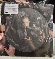 Robbie Williams Life Thru a