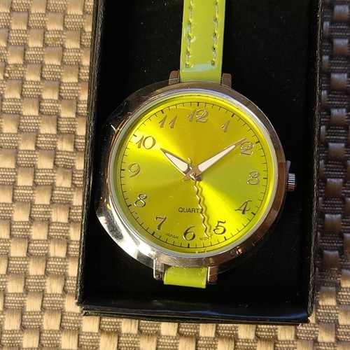 Avon watch nib cute - -, green