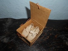 VINTAGE - UNUSUAL  TINY /