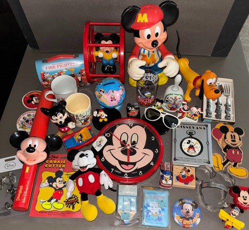 Build lot disney cups - of,