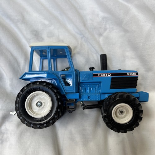 Siku ford 8830 tractor - siku,