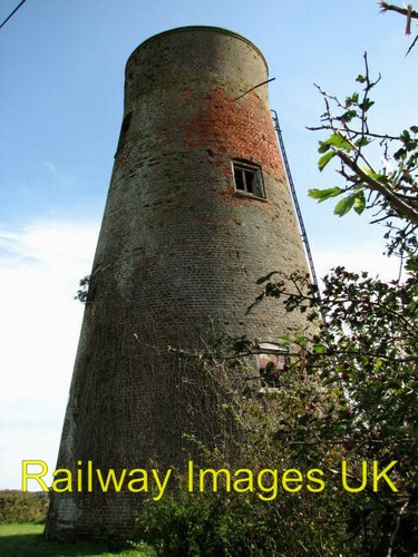 Photo windmill disused - windmill,