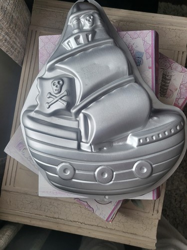 Wilton cake tin - , ship