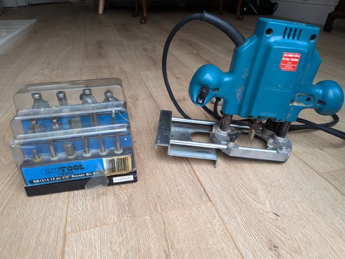 Makita 3620 plunge - 3620, router