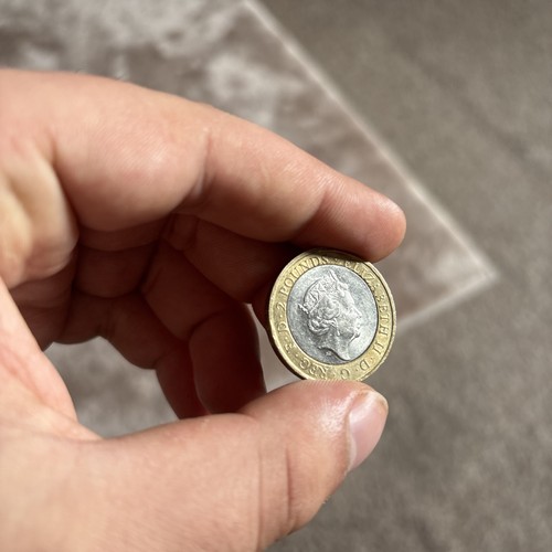 Rare mint error pound - pound, coin