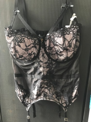Pour moi forbidden suspender - pour,